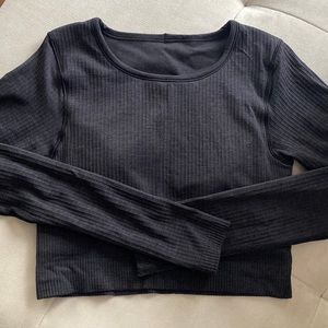Lululemon Ebb to Street Long Sleeve size 6 Black